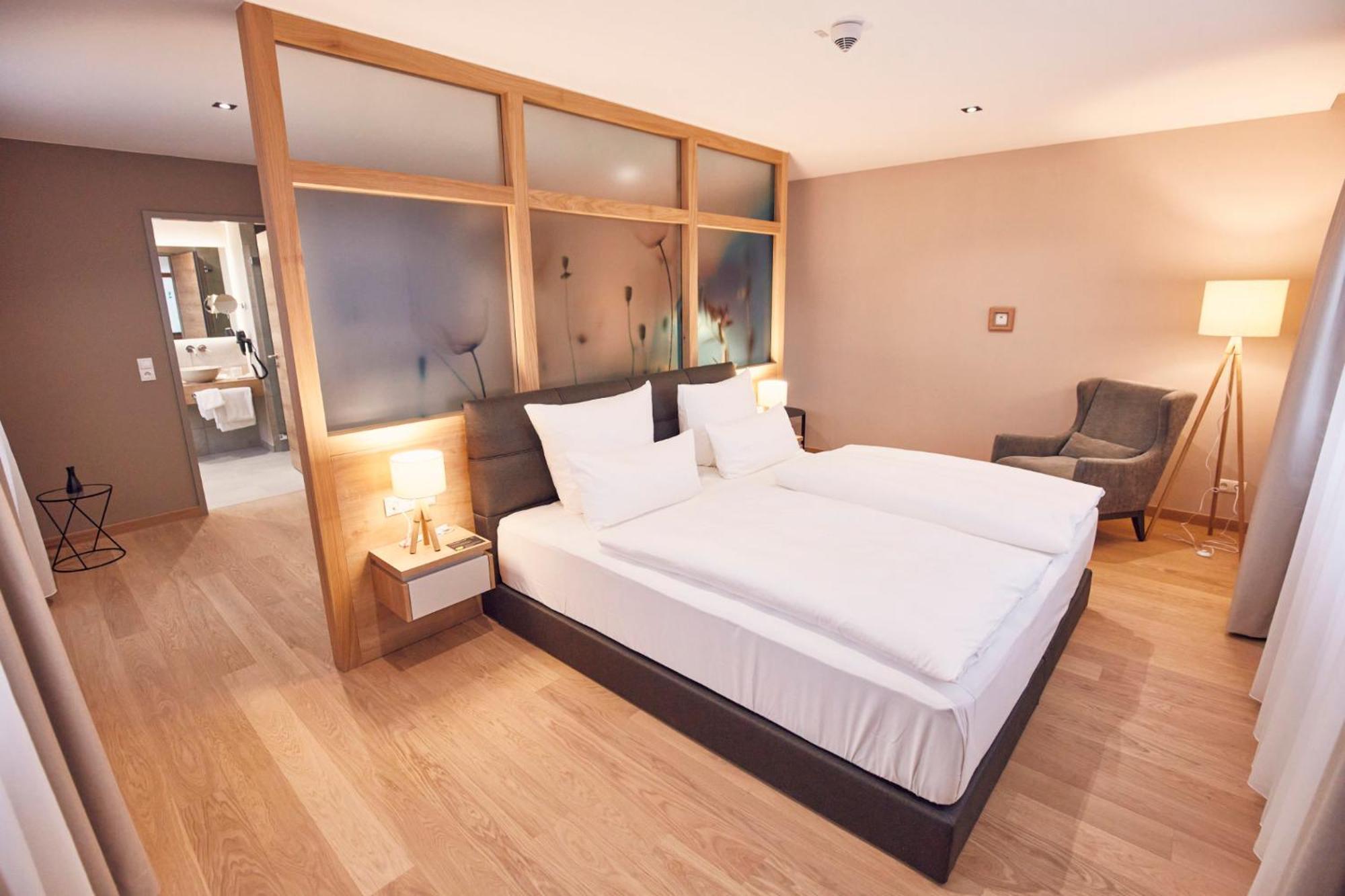 Seehotel 4* Maria Laach